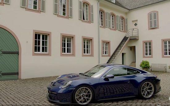 Porsche 911 GT3 Touring 2022.