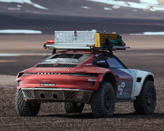 Porsche 911 Dakar 2023.