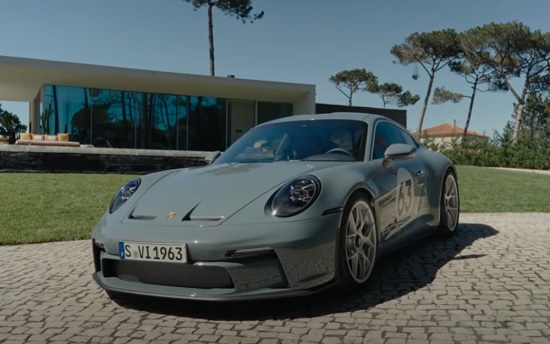 Porsche 911 S/T 2024. 