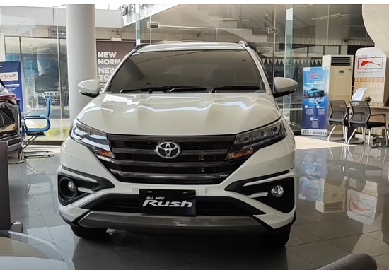 Toyota Rush 2023.