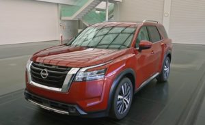 Nissan Pathfinder 2022 for Russia.